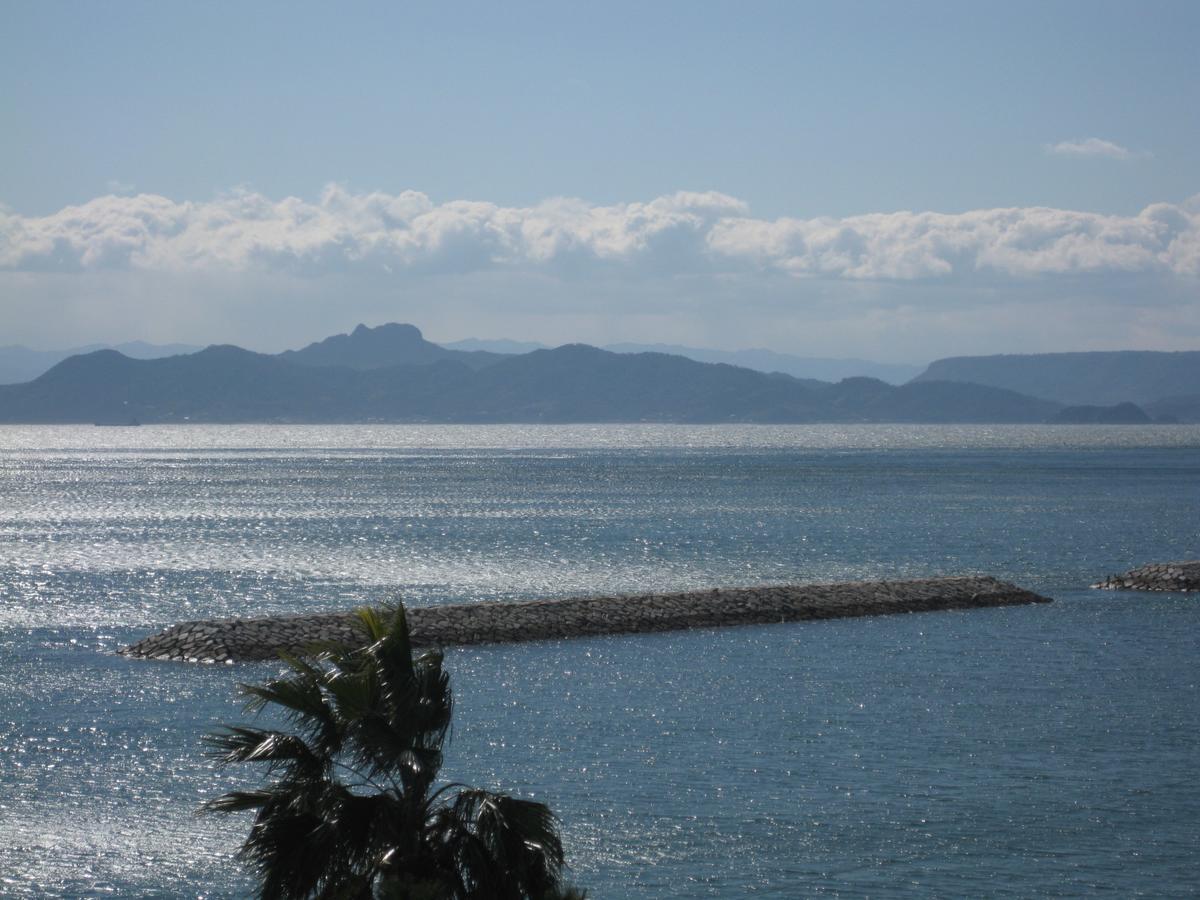 Shodoshima Seaside Hotel Matsukaze Tonosho  Bagian luar foto