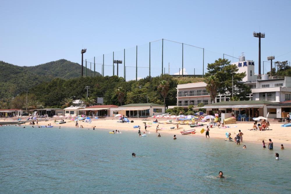 Shodoshima Seaside Hotel Matsukaze Tonosho  Bagian luar foto